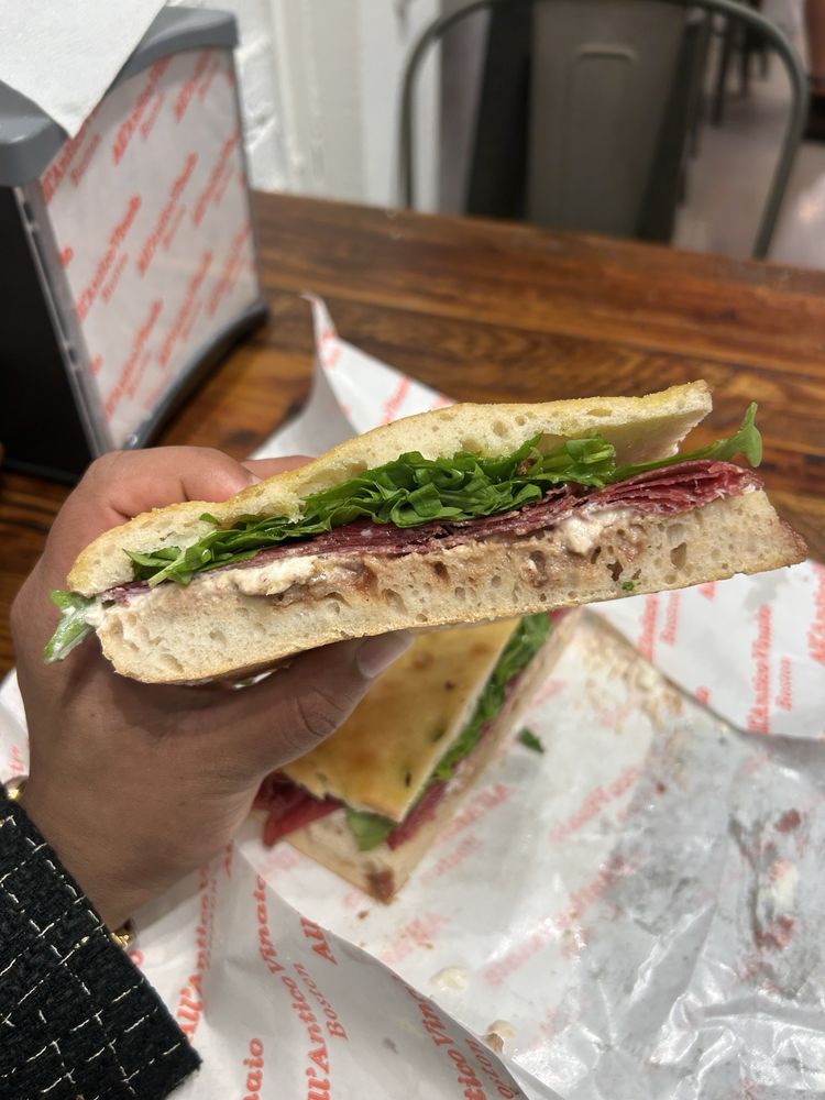 Food from All'antico Vinaio