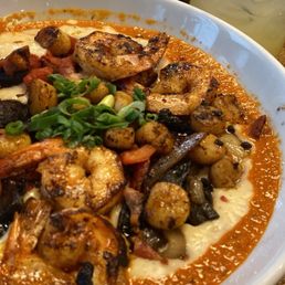 Shrimp & Grits Shrimp & Grits