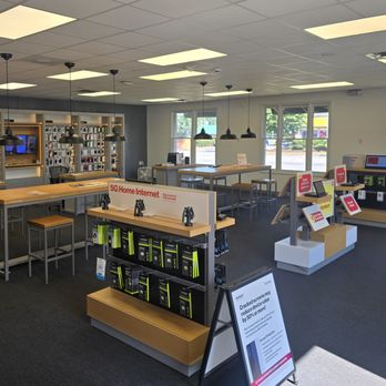 Verizon - Mobile Phones Near Me - Lincolnton, North Carolina Verizon - Mobile Phones Near Me - Lincolnton, North Carolina