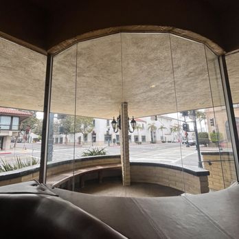 Cajun Kitchen Cafe - Booth by window - Cajun/Creole Near Me - Santa Barbara, California