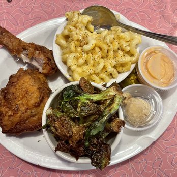 Honey Butter - 2 piece fried chicken dark with Mac and cheese and Brussel sprouts - Diners Near Me - Carbondale, Colorado Honey Butter - 2 piece fried chicken dark with Mac and cheese and Brussel sprouts - Diners Near Me - Carbondale, Colorado