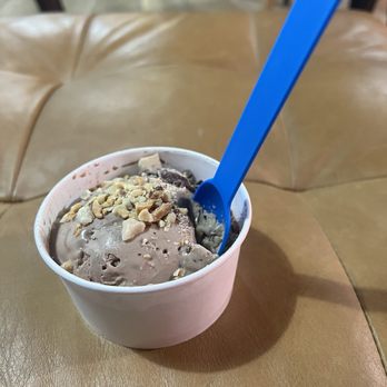 Mixter Nitrogen Creamery + Coffee - Ice Cream & Frozen Yogurt Near Me - Jacksonville, Florida