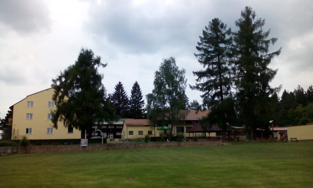 Rekreační a sportovní středisko "U Stareho rybníka"