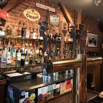 Eddie's Roadhouse - A nice atmosphere. - New American Near Me - Warwick, New York
