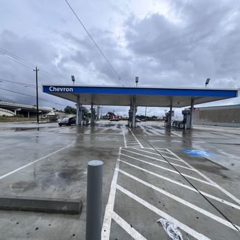 Chevron - Gas Stations Near Me - Houston, Texas Chevron - Gas Stations Near Me - Houston, Texas