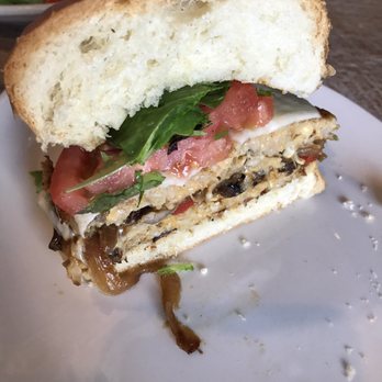 Granger's Grille - Veggie burgers - Bars Near Me - Delray Beach, Florida