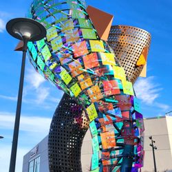 Tsawwassen Mills - Leaping salmon (Tsawwassen Nation)