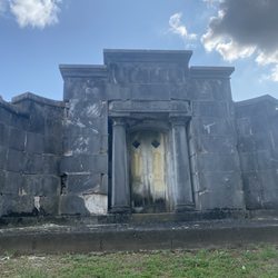 Mount Olivet Funeral Home & Cemetery