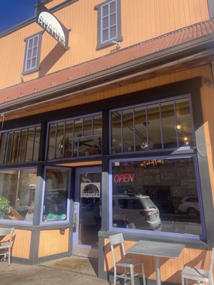 Sunrise Minturn | Cafe + Cocktails by null