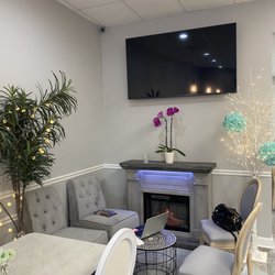 Milkshake and Cookies - Inside seating
