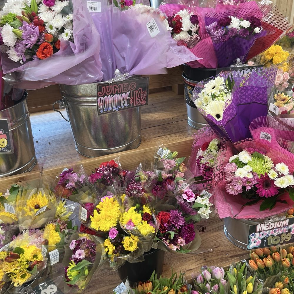 Trader Joe's - Flower arrangements - Grocery Near Me - San Antonio, Texas Trader Joe's - Flower arrangements - Grocery Near Me - San Antonio, Texas