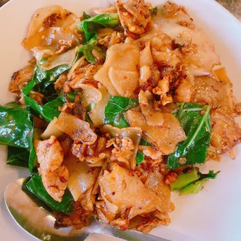 Thai Chili - Phad Se-ew - Thai Near Me - San Antonio, Texas Thai Chili - Phad Se-ew - Thai Near Me - San Antonio, Texas