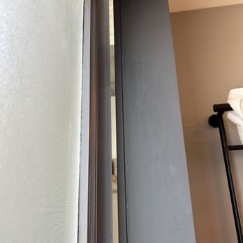Moxy Boston Downtown - Handy gap around the bathroom door ensuring you can hear everything going on in there. - Hotels Near Me - Boston, Massachusetts
