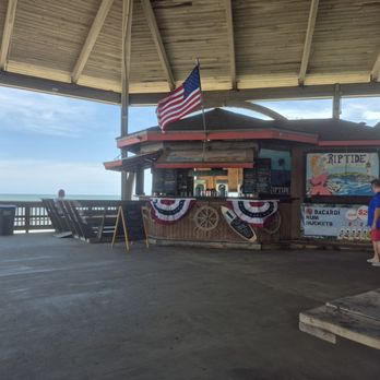 Riptide Bar & Grill - Bars Near Me - Tybee Island, Georgia