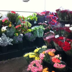 Flowerlovers - Flower cold room.