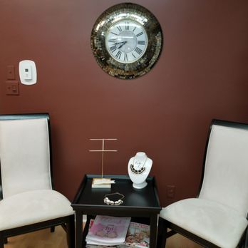 Salon 2020 - Sitting area and Refreshment Area. - Hair Salons Near Me - Camp Hill, Pennsylvania Salon 2020 - Sitting area and Refreshment Area. - Hair Salons Near Me - Camp Hill, Pennsylvania