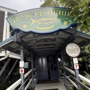 15TH STREET FISHERIES - Updated September 2025 - 1960 Photos & 1441