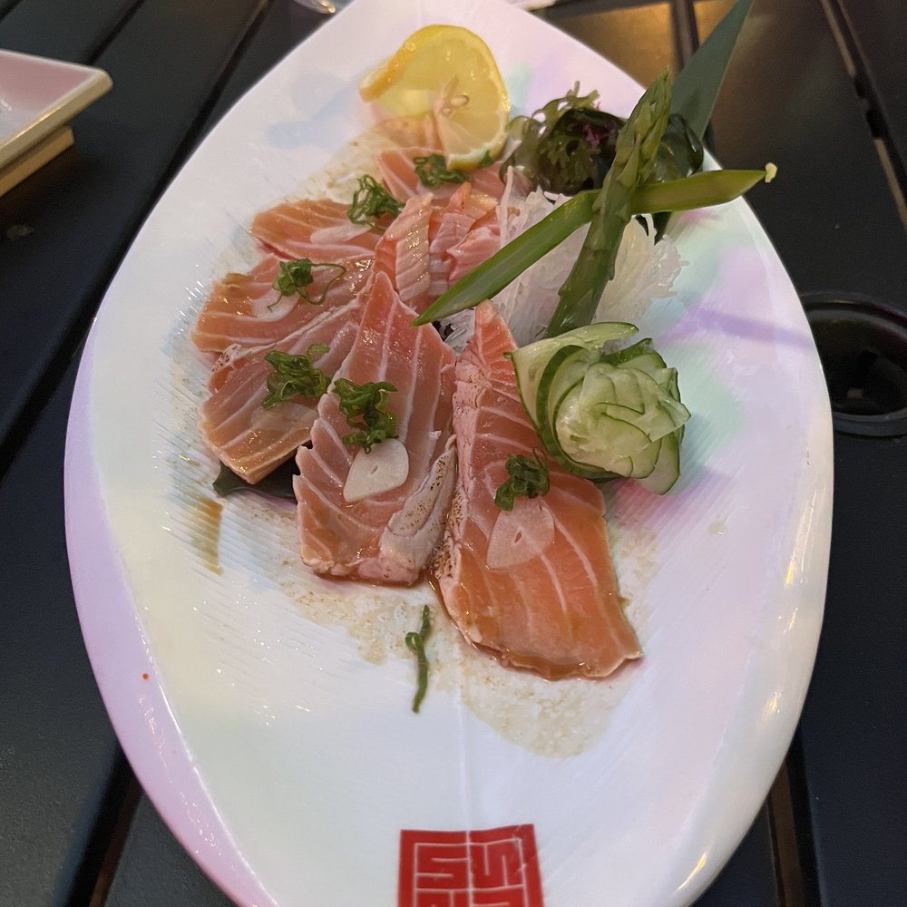 Yuraku - Salmon Tataki - Sushi Bars Near Me - Arlington, Virginia Yuraku - Salmon Tataki - Sushi Bars Near Me - Arlington, Virginia