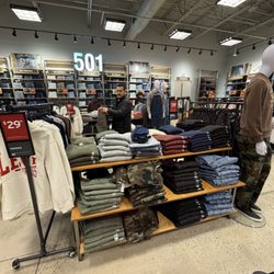 Levi’s Outlet Store