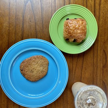 Carnegie Coffee - Chocolate chip cookie, chocolate croissant, and caramel iced latte - Coffee & Tea Near Me - Carnegie, Pennsylvania Carnegie Coffee - Chocolate chip cookie, chocolate croissant, and caramel iced latte - Coffee & Tea Near Me - Carnegie, Pennsylvania