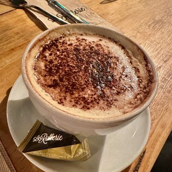 La Rollerie - Hazelnut Coffee - Coffee & Tea Near Me - Madrid, M La Rollerie - Hazelnut Coffee - Coffee & Tea Near Me - Madrid, M