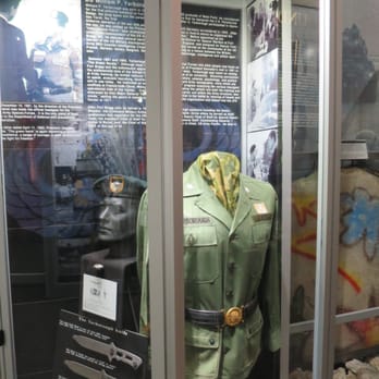 JFK Special Warfare Museum - MG Yarbrough uniform - Museums Near Me - Fort Liberty, North Carolina