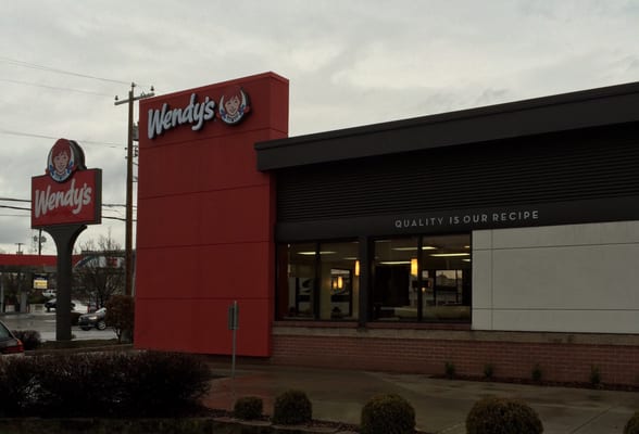 Wendy's by null