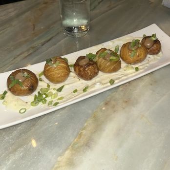 Dorothy's Downtown - Potato appetizer - Cocktail Bars Near Me - Jacksonville, Florida Dorothy's Downtown - Potato appetizer - Cocktail Bars Near Me - Jacksonville, Florida