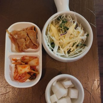 Comon - Kimchi et autres entrées - Korean Near Me - Verdun, Quebec