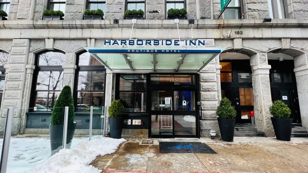 Harborside Inn by null