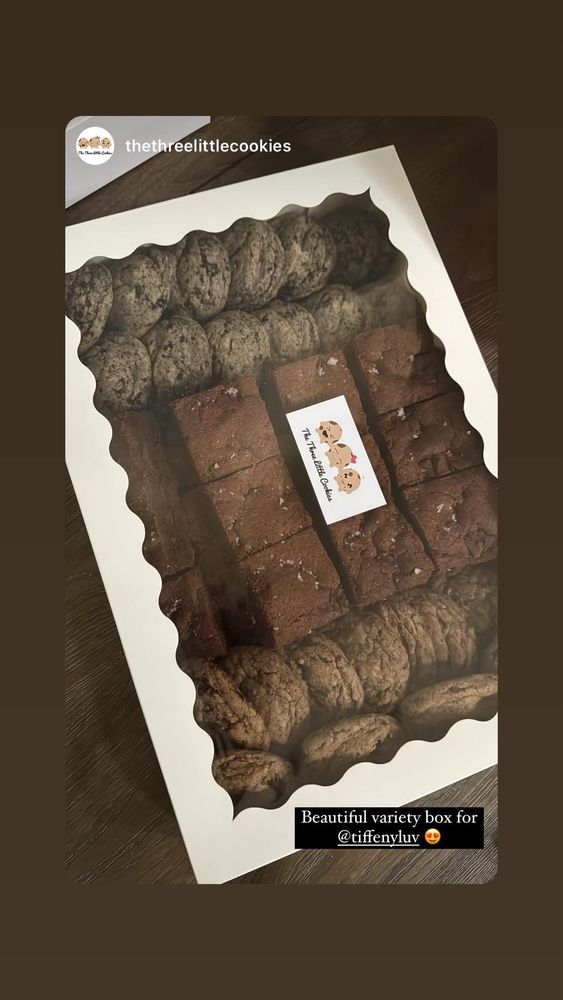 The Three Little Cookies Logo