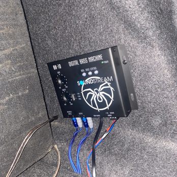 Tucson Tinting And Auto Glass - Epicenter, very nice wiring - Car Stereo Installation Near Me - Tucson, Arizona