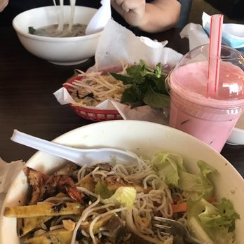 ViVi Pho Arapahoe - Combo Vermicelli Noodle Bowl & the "pink" drink - Vietnamese Near Me - Centennial, Colorado ViVi Pho Arapahoe - Combo Vermicelli Noodle Bowl & the "pink" drink - Vietnamese Near Me - Centennial, Colorado
