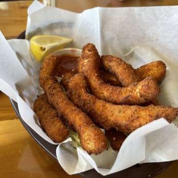 Coconut's Fish Cafe - Kamaole - Calamari - Seafood Near Me - Kihei, Hawaii