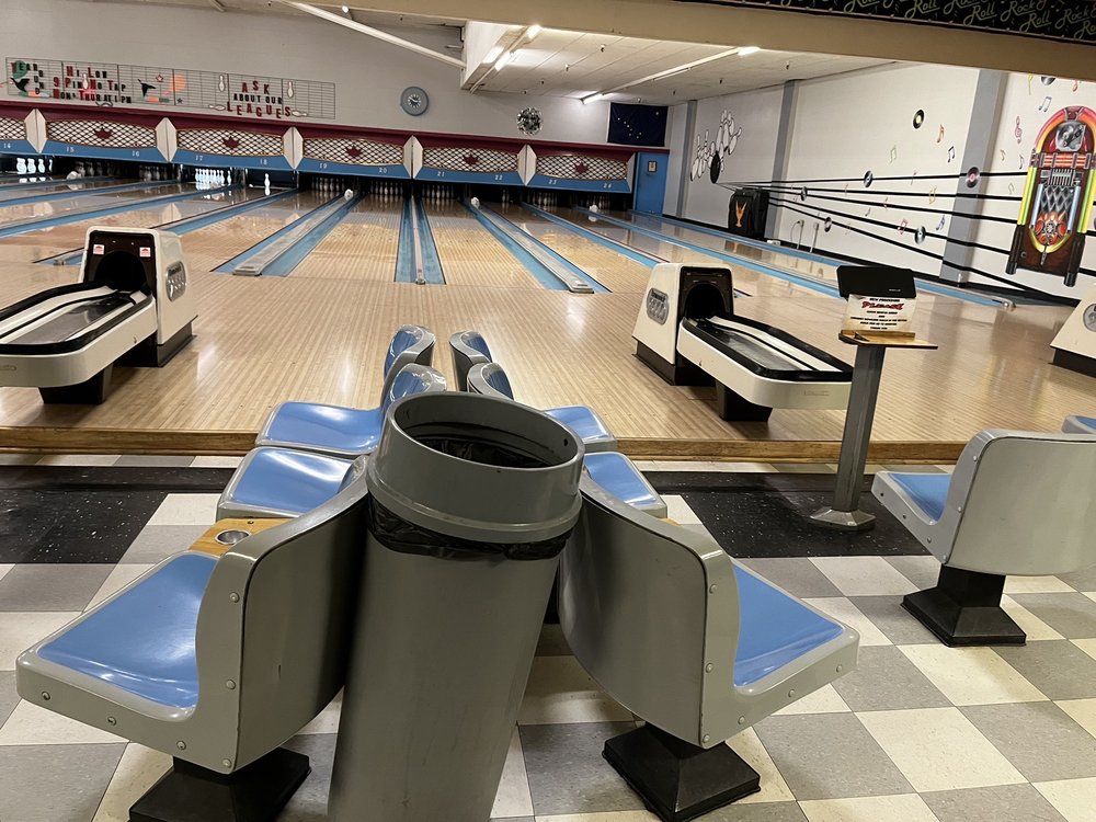 ARCTIC BOWL Updated October 2024 952 10th Ave, Fairbanks, Alaska Bowling Phone Number Yelp