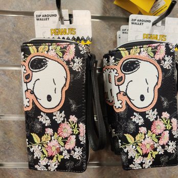 Peanuts Headquarters - Wallet - Toy Stores Near Me - Buena Park, California Peanuts Headquarters - Wallet - Toy Stores Near Me - Buena Park, California