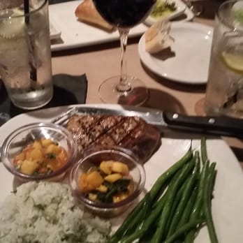 Bonefish Grill - Grilled ahi tuna medium rare, with mango salso, jasmine rice and french green beens. - Seafood Near Me - Stuart, Florida