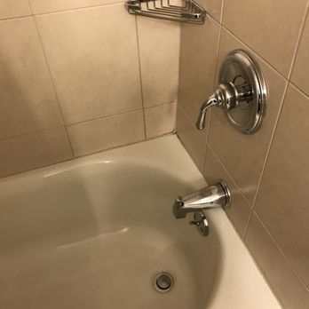 Ethan Allen Hotel - Hotels Near Me - Danbury, Connecticut