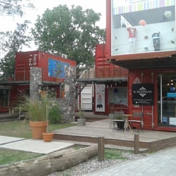 Paseo Los contenedores