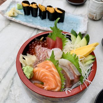 Azumi - Chirashi Bowl Plate - Sushi Bars Near Me - Baltimore, Maryland