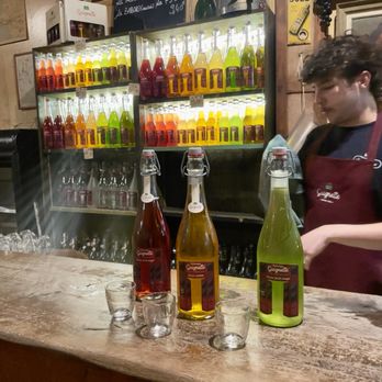 Cave de la Guignette - Beer, Wine & Spirits Near Me - La Rochelle, 17 Cave de la Guignette - Beer, Wine & Spirits Near Me - La Rochelle, 17