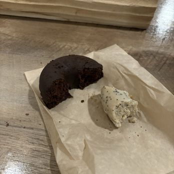 Trident Coffee - Chocolate protein donut - Coffee & Tea Near Me - San Diego, California Trident Coffee - Chocolate protein donut - Coffee & Tea Near Me - San Diego, California