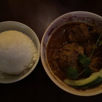 Laut - 1. The Famous Rendang Curry - Thai Near Me - New York, New York