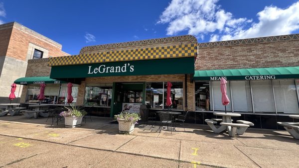 Le Grand's Market and Catering by null