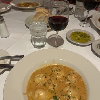 SAINT ROCCO’S NEW YORK ITALIAN - Updated November 2024 - 730 Photos ...