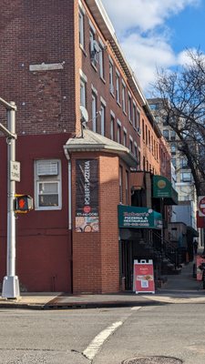 Robert's Pizzeria by null