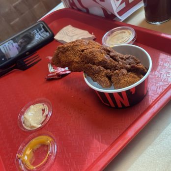 Howlin' Ray's - HOT burn baby burn single chicken tender - Southern Near Me - Pasadena, California Howlin' Ray's - HOT burn baby burn single chicken tender - Southern Near Me - Pasadena, California