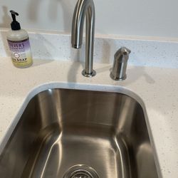 Mely’s Cleaning Services - every corner clean