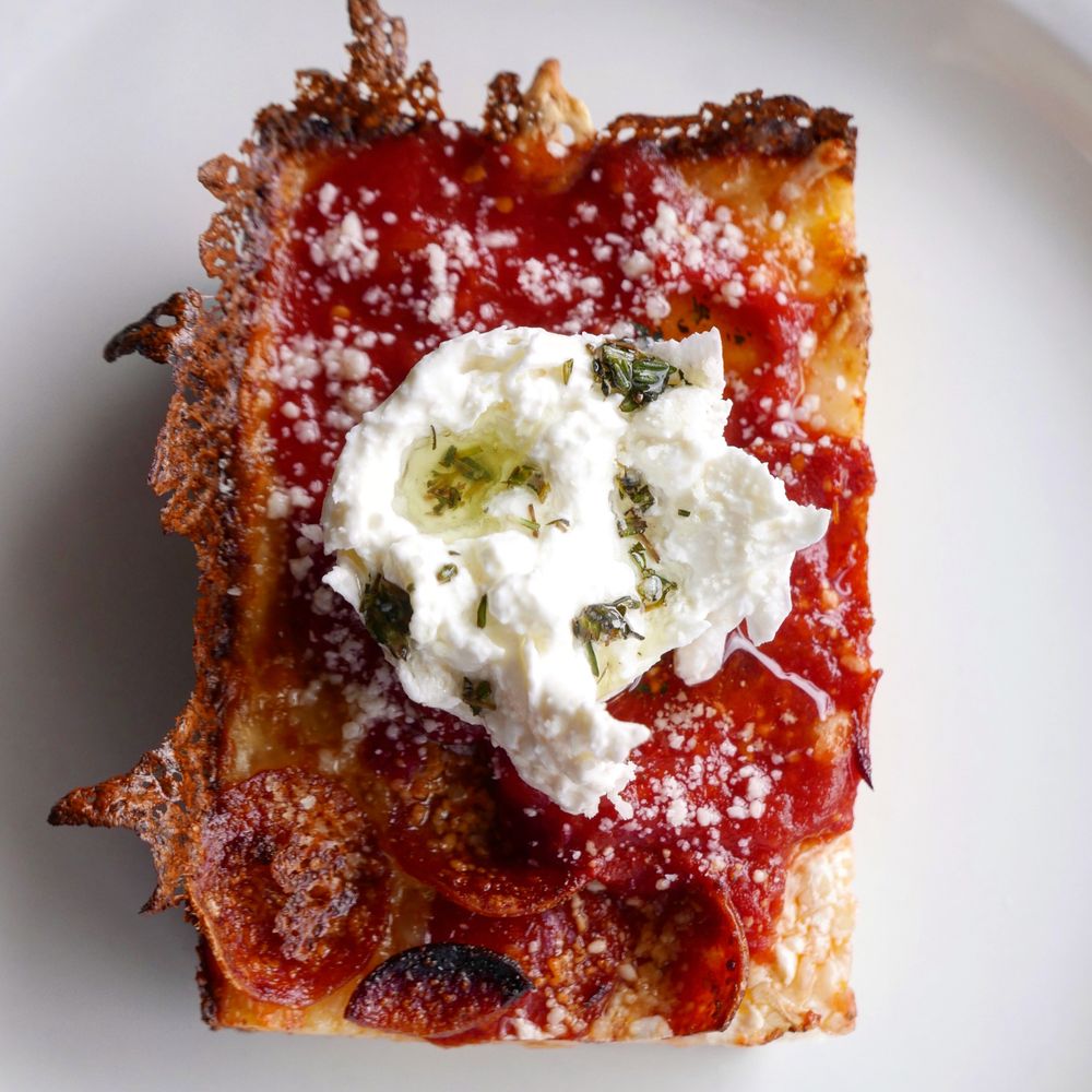 APOLLONIA’S PIZZERIA Updated November 2024 1218 Photos & 1106