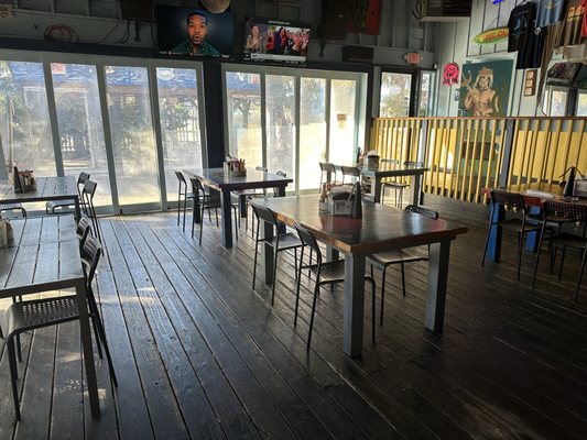 SeaWitch Cafe & Tiki Bar by null